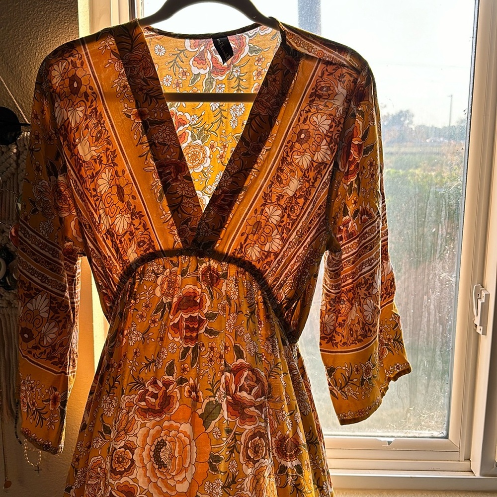 Retro floral maxi dress